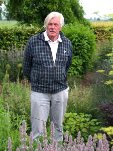 oudolf piet hummelo his inspects trial beds thenewperennialist